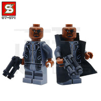 8pcs/lot Avengers Minifigures - dollmascot